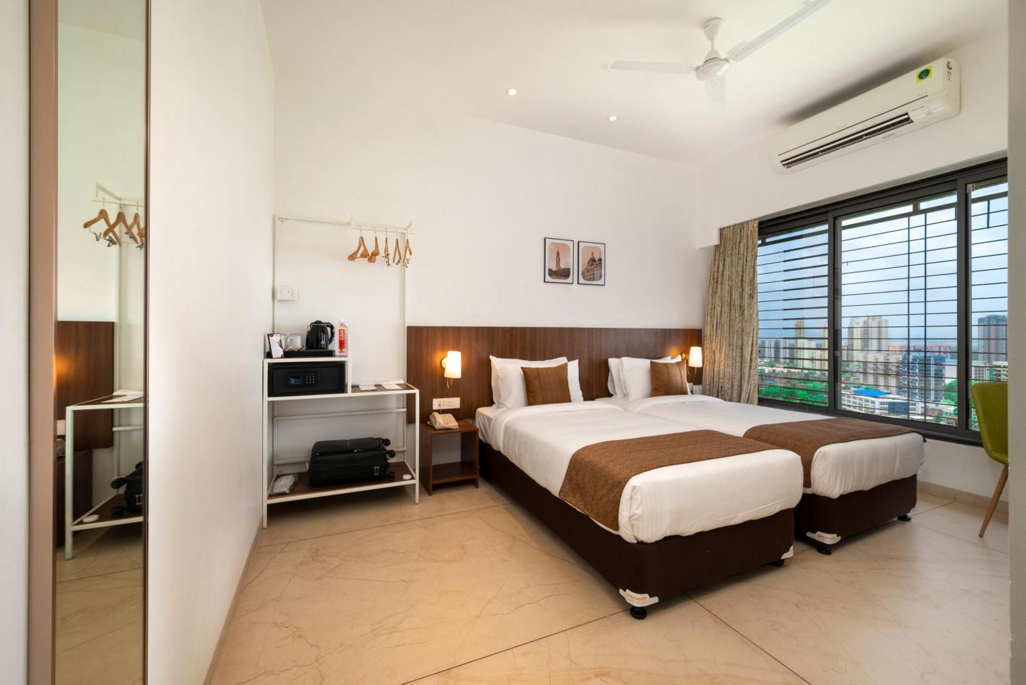 Freesia Residency By Express Inn - Navi Mumbai Extérieur photo