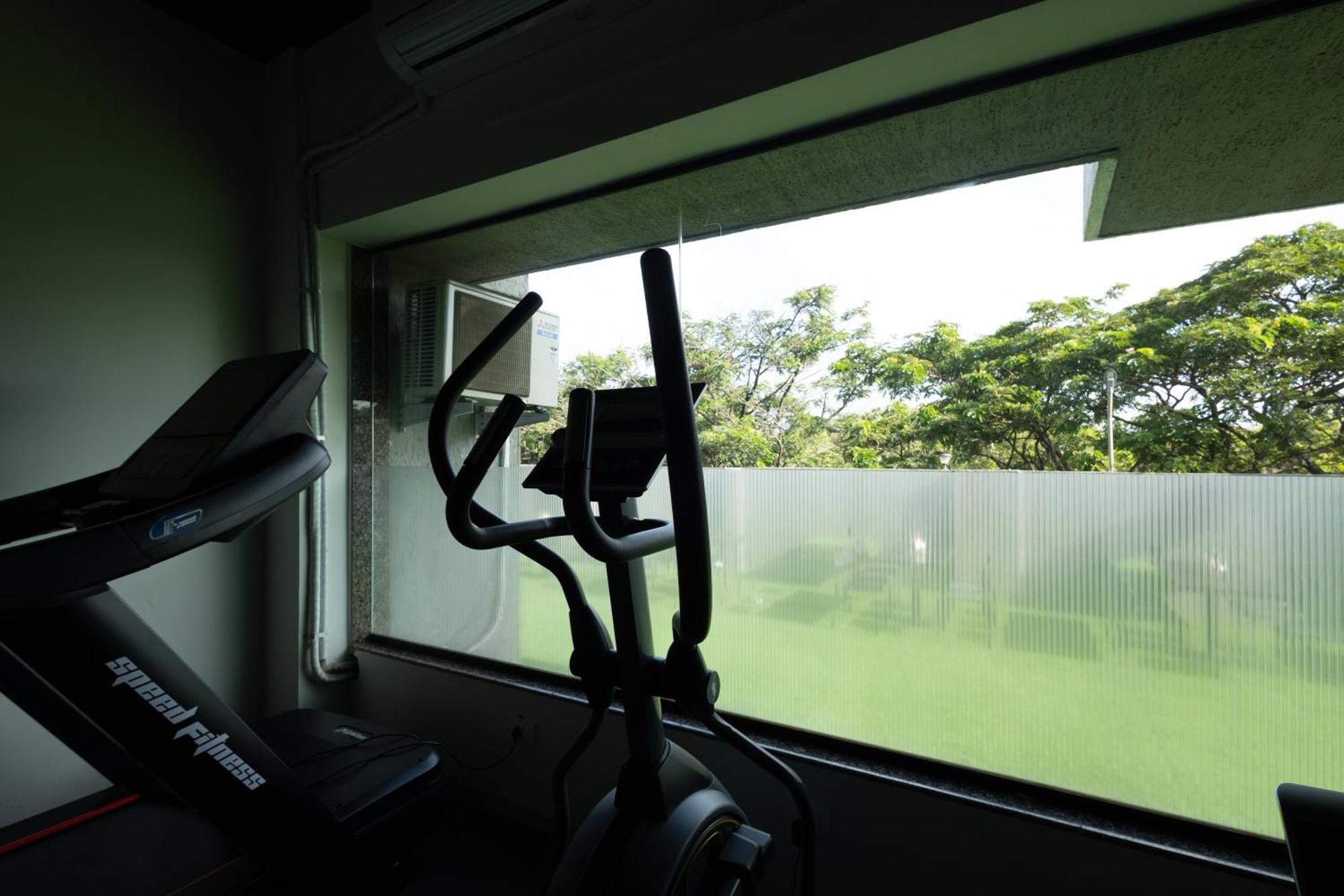 Freesia Residency By Express Inn - Navi Mumbai Extérieur photo