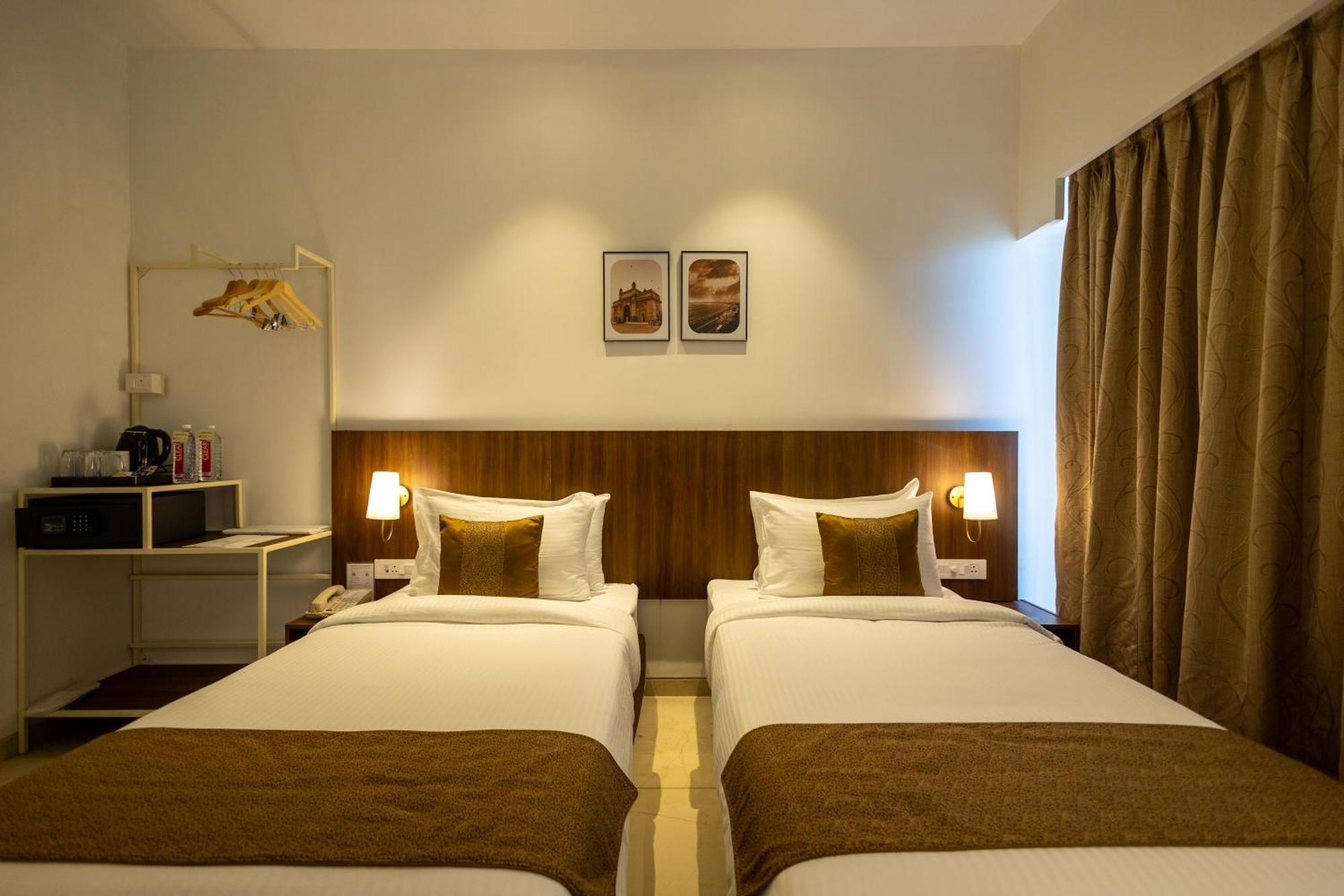 Freesia Residency By Express Inn - Navi Mumbai Extérieur photo