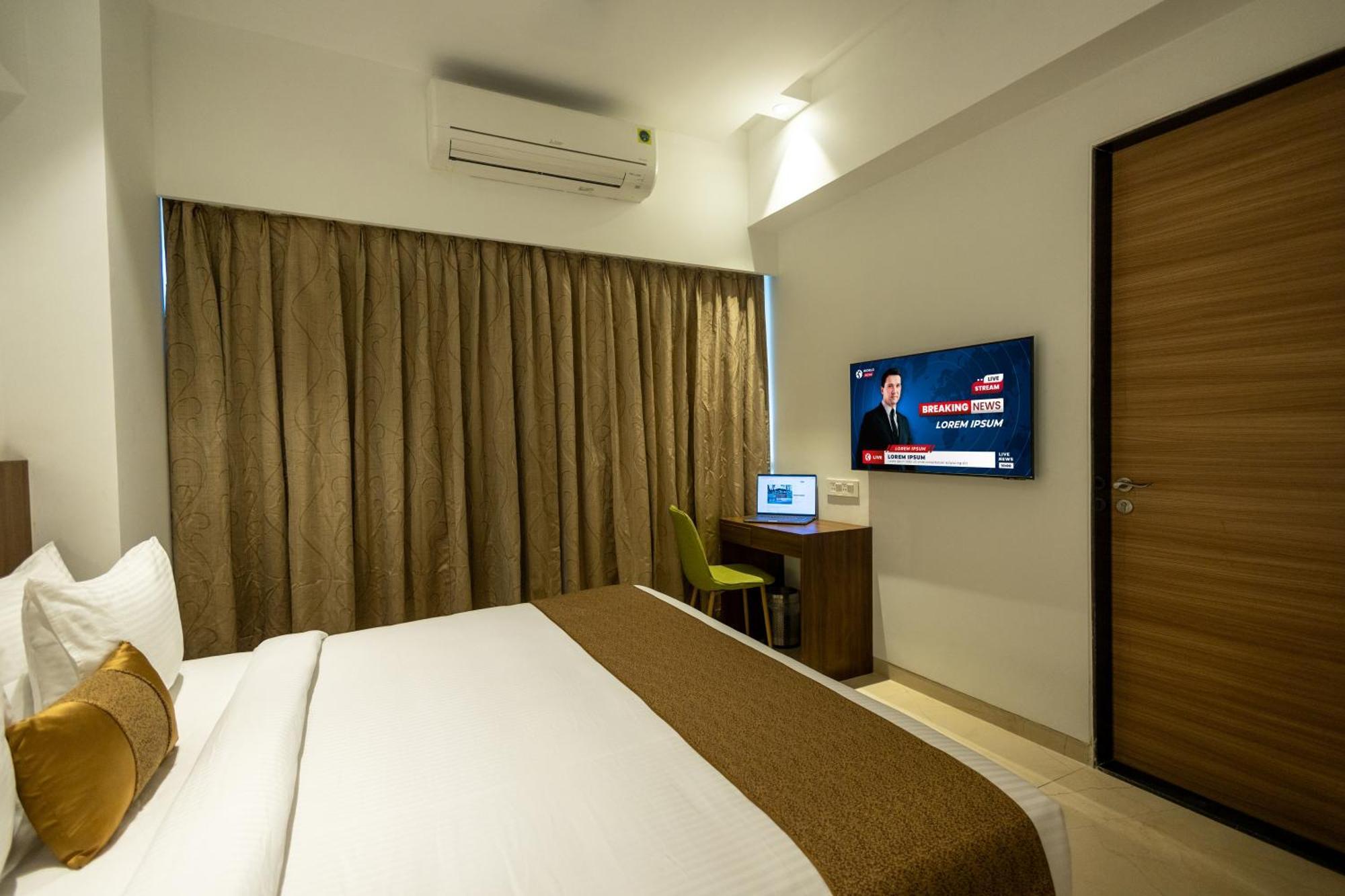 Freesia Residency By Express Inn - Navi Mumbai Extérieur photo