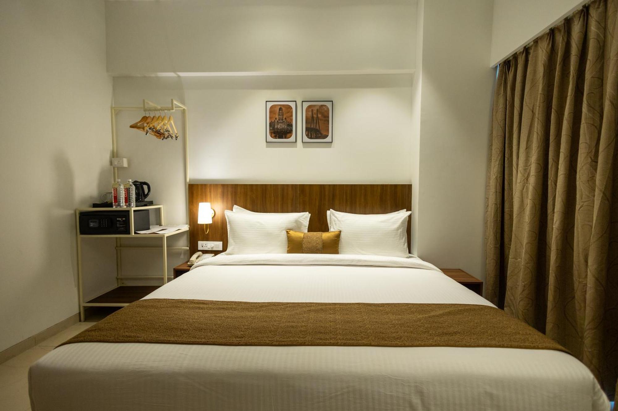 Freesia Residency By Express Inn - Navi Mumbai Extérieur photo